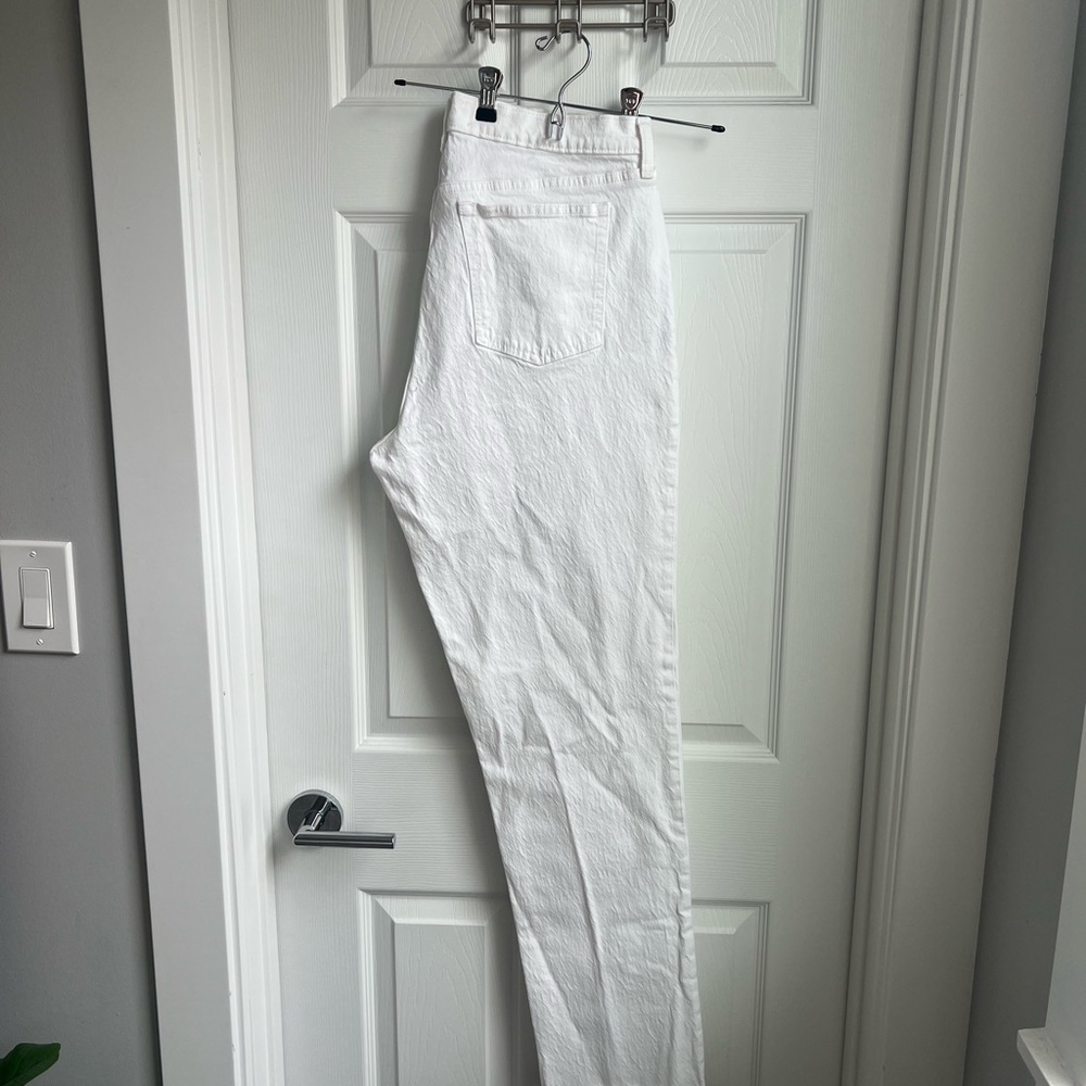 Abercrombie Curve Love The 90s Straight Mid Rise Jeans